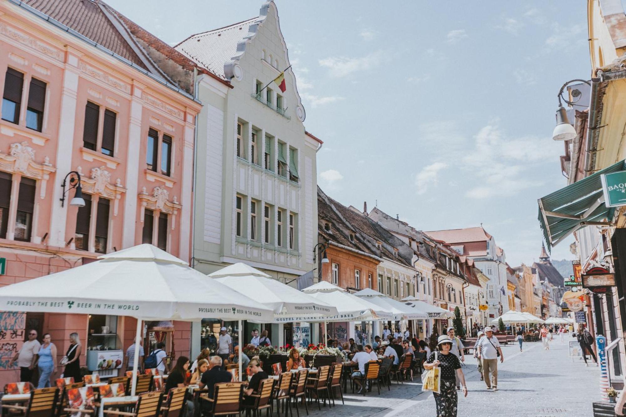 Locart -Cozy Downtown Apartment, Near Black Church With Free Wi-Fi Braşov Exteriör bild