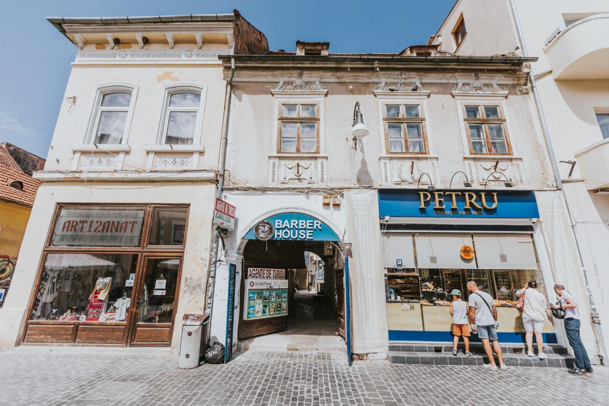 Locart -Cozy Downtown Apartment, Near Black Church With Free Wi-Fi Braşov Exteriör bild