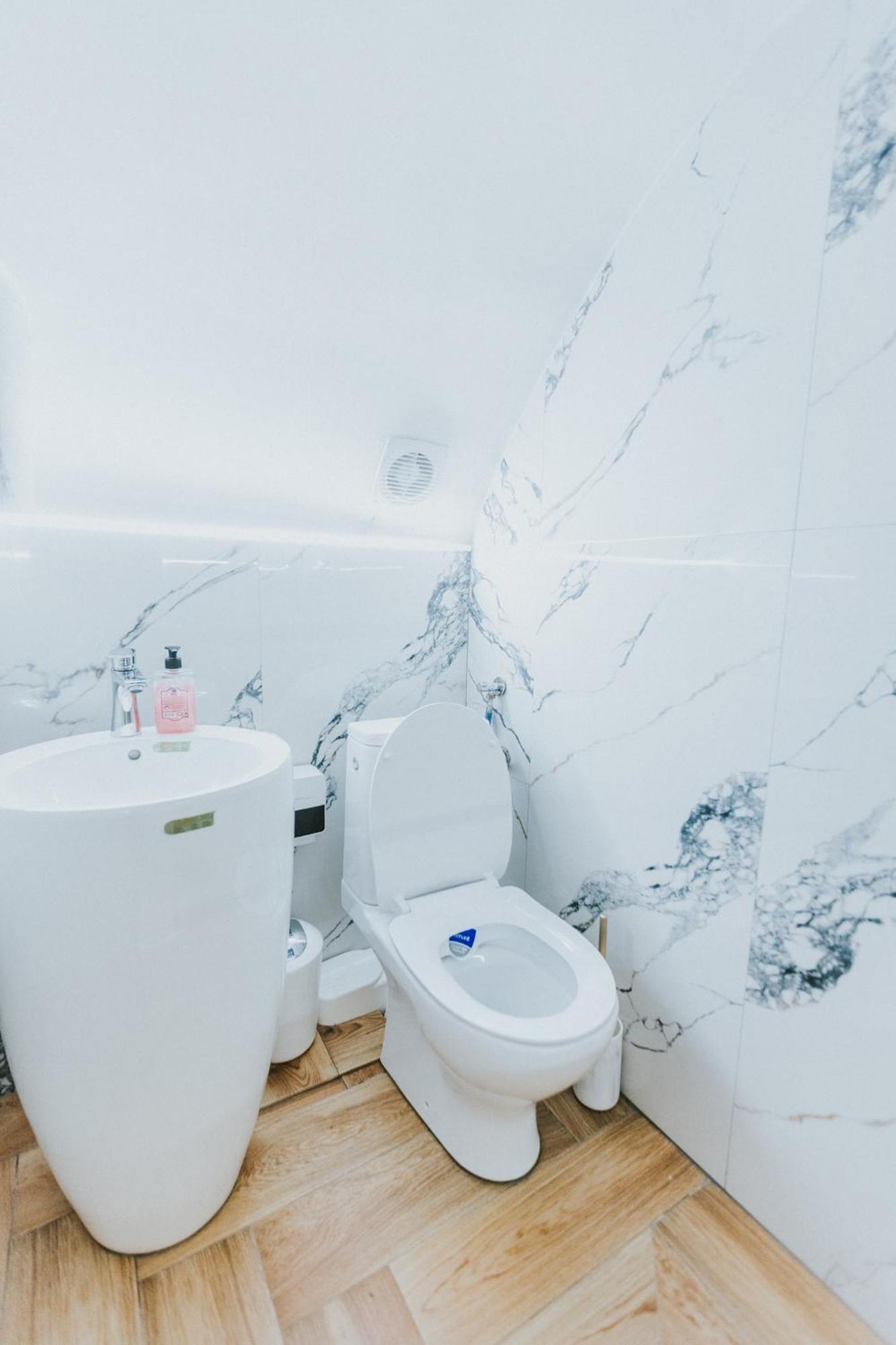 Locart -Cozy Downtown Apartment, Near Black Church With Free Wi-Fi Braşov Exteriör bild