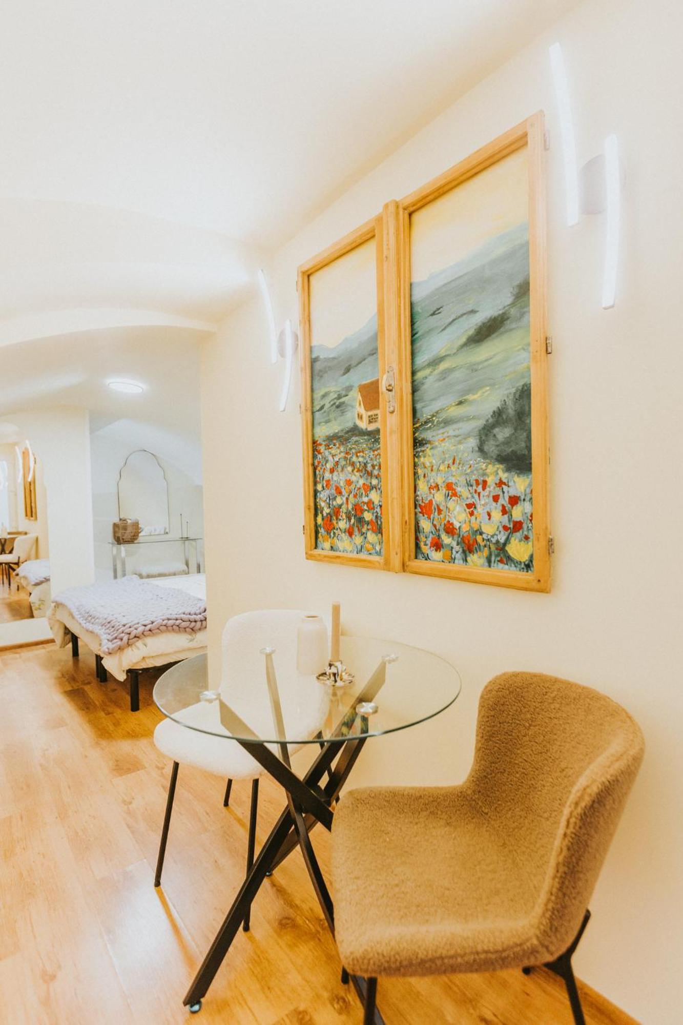 Locart -Cozy Downtown Apartment, Near Black Church With Free Wi-Fi Braşov Exteriör bild